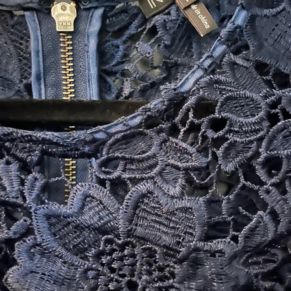 Vintage intermix peplum navy blue top with black zipper - Picture 3 of 5